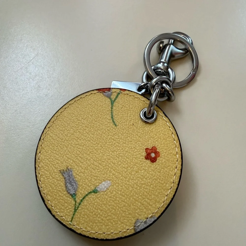 COACH Yellow Floral Leather Mirror Keyring with Silver Hardware - Picture 5 of 6